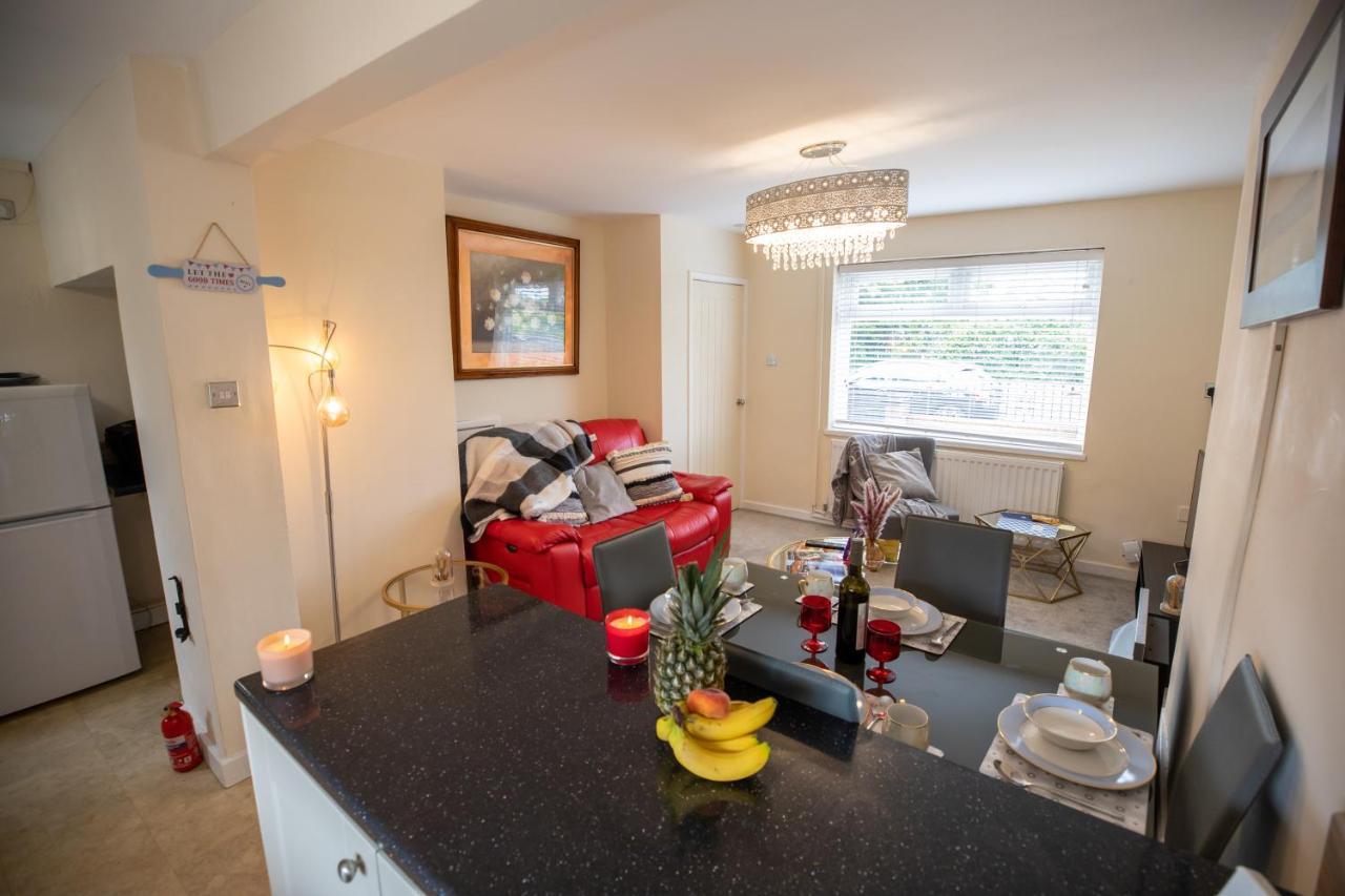 סנדרלנד Og Stays Ii- 3Bedroom House Near Nissan & Stadium, Free Parking מראה חיצוני תמונה