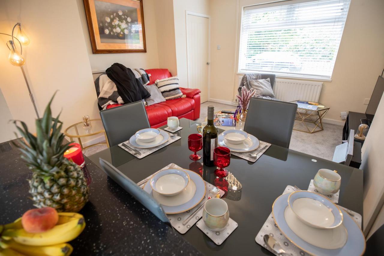 סנדרלנד Og Stays Ii- 3Bedroom House Near Nissan & Stadium, Free Parking מראה חיצוני תמונה