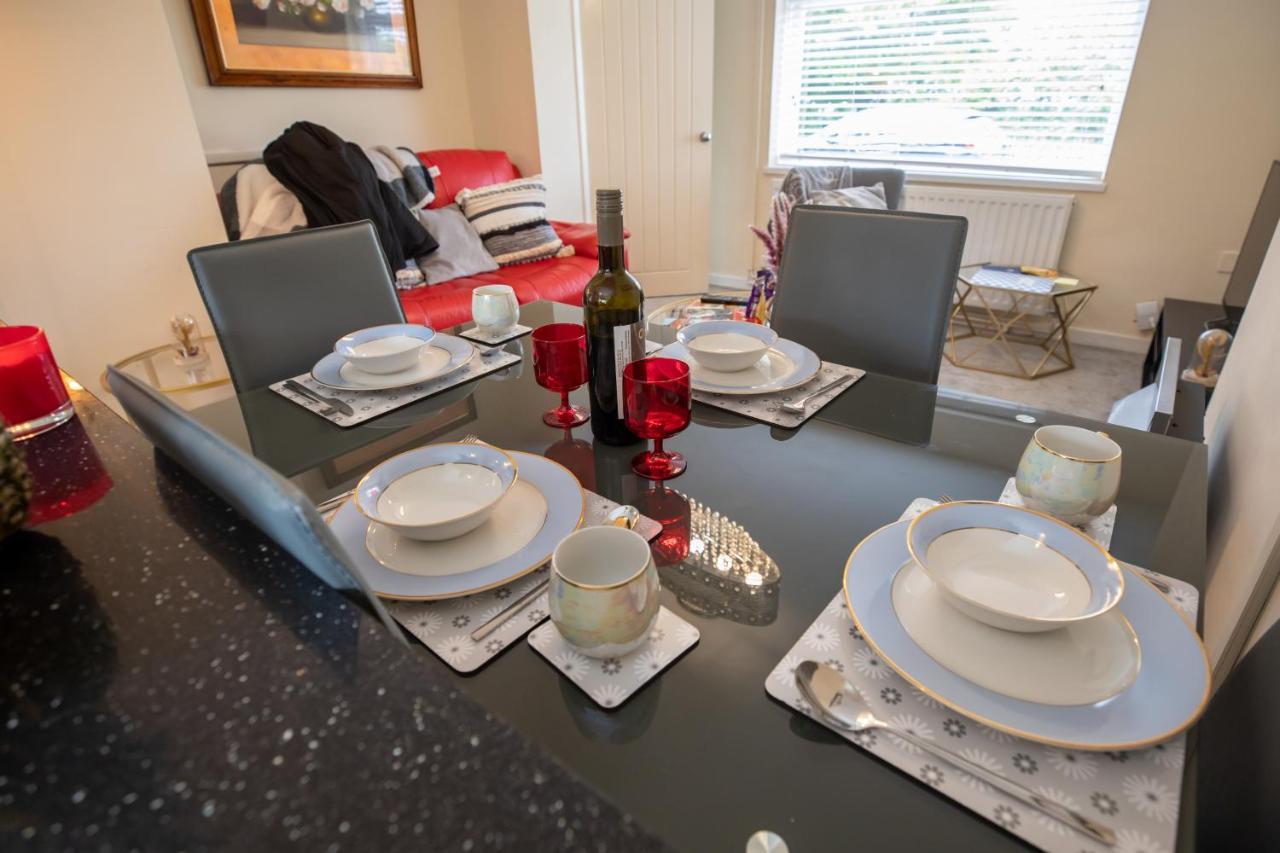 סנדרלנד Og Stays Ii- 3Bedroom House Near Nissan & Stadium, Free Parking מראה חיצוני תמונה